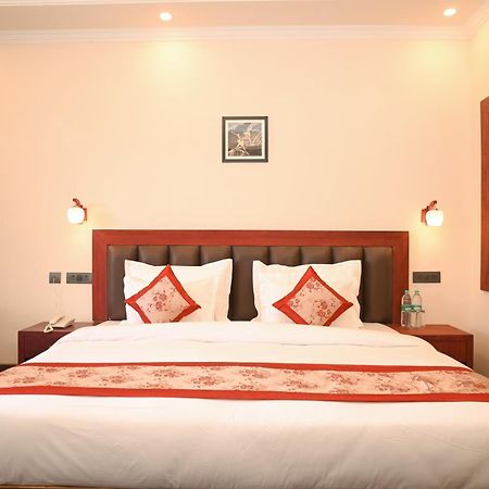 Hotel Ladakh Hills เลห์ ภายนอก รูปภาพ