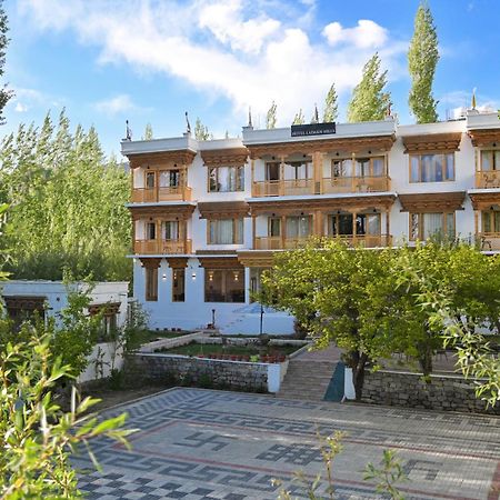 Hotel Ladakh Hills เลห์ ภายนอก รูปภาพ