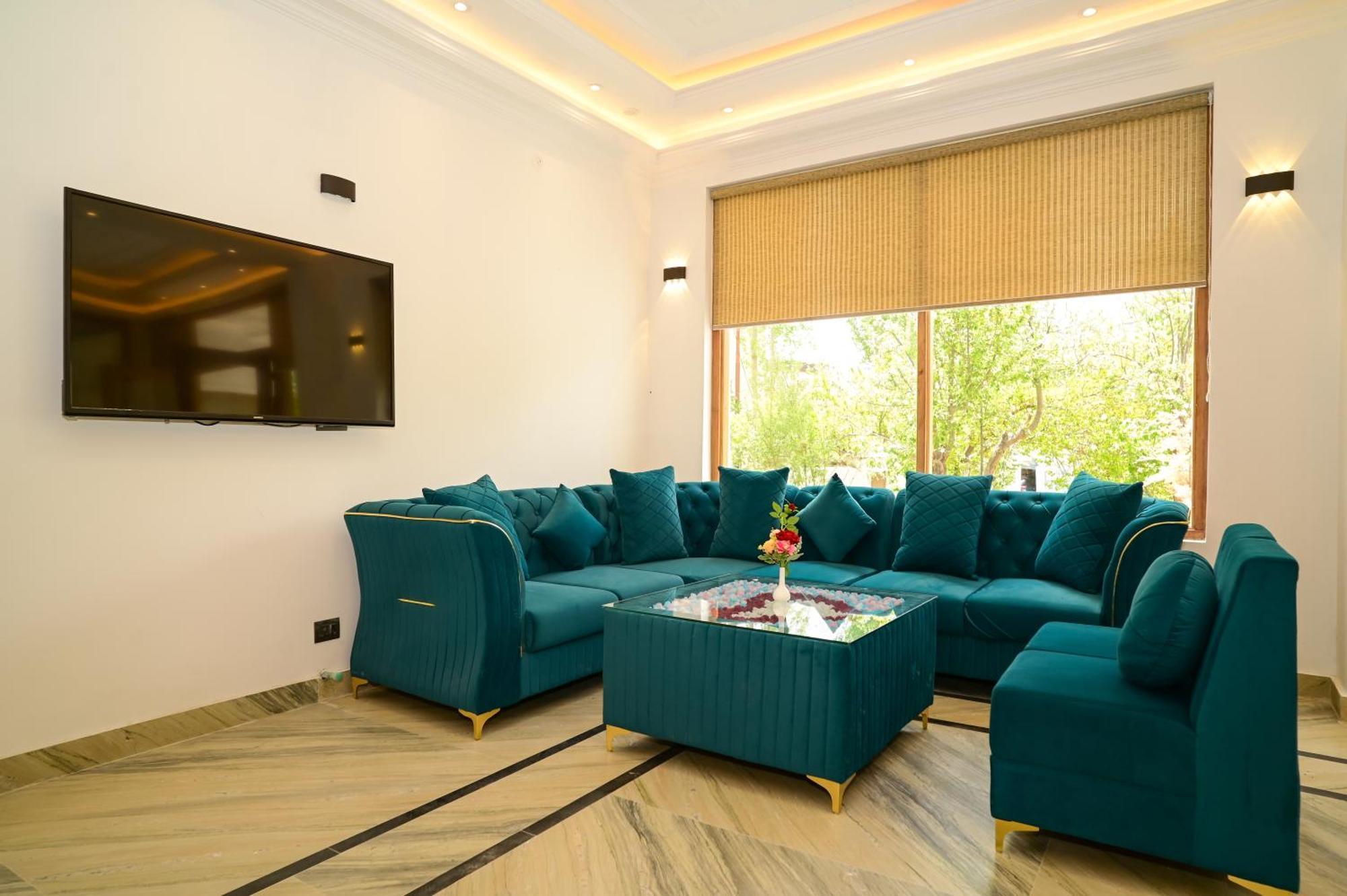Hotel Ladakh Hills เลห์ ภายนอก รูปภาพ